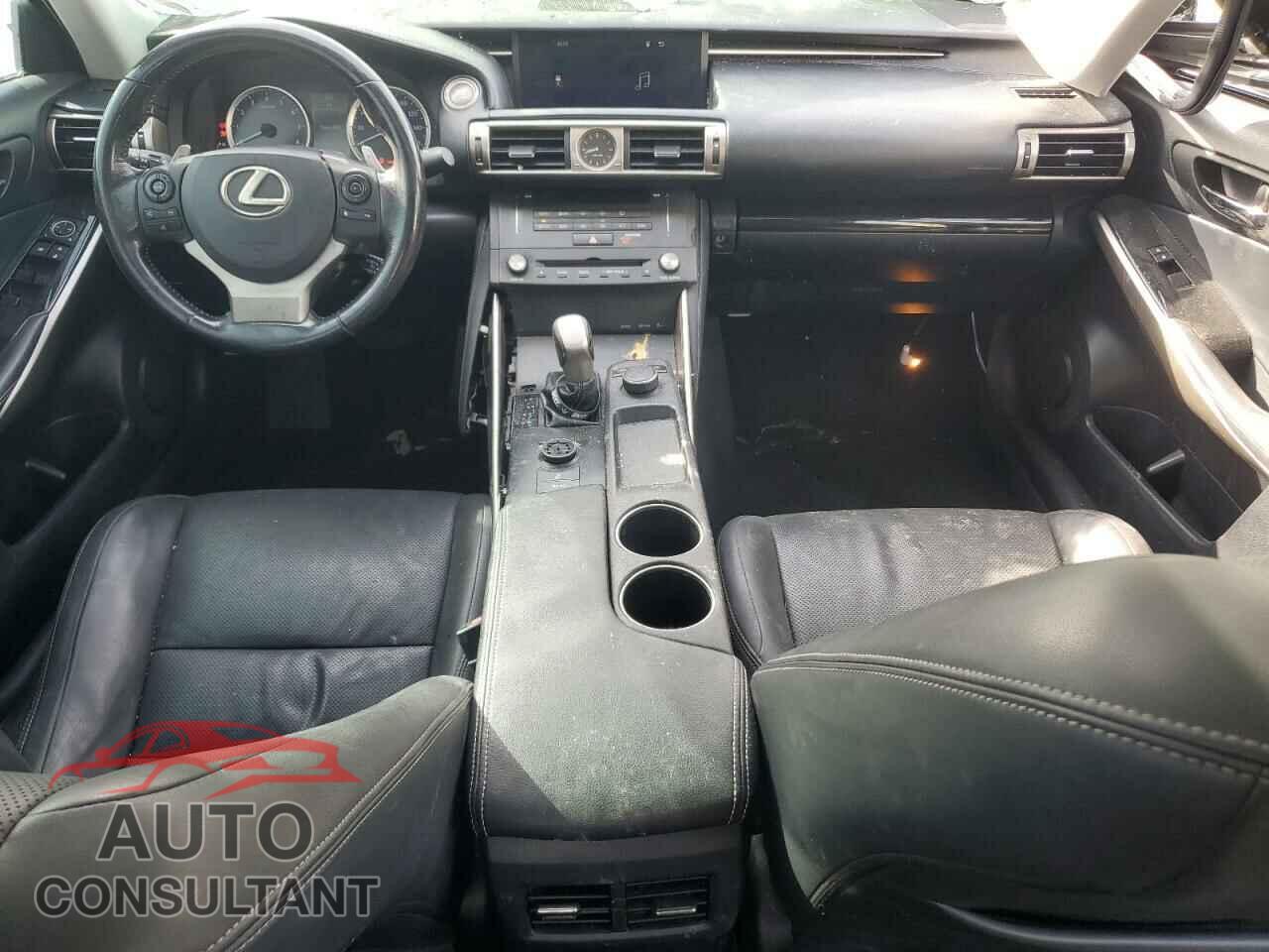 LEXUS IS 2016 - JTHBA1D20G5014998