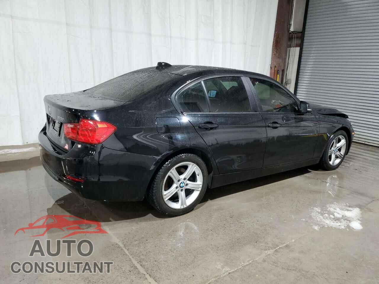 BMW 3 SERIES 2014 - WBA3B1C56EK131432