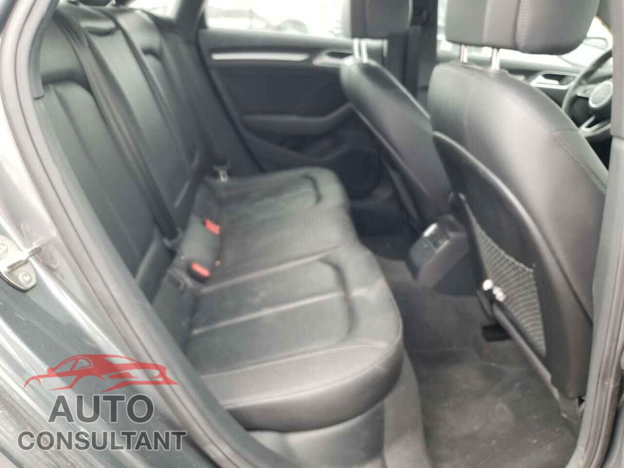 AUDI A3 2018 - WAUAUGFF2J1058648