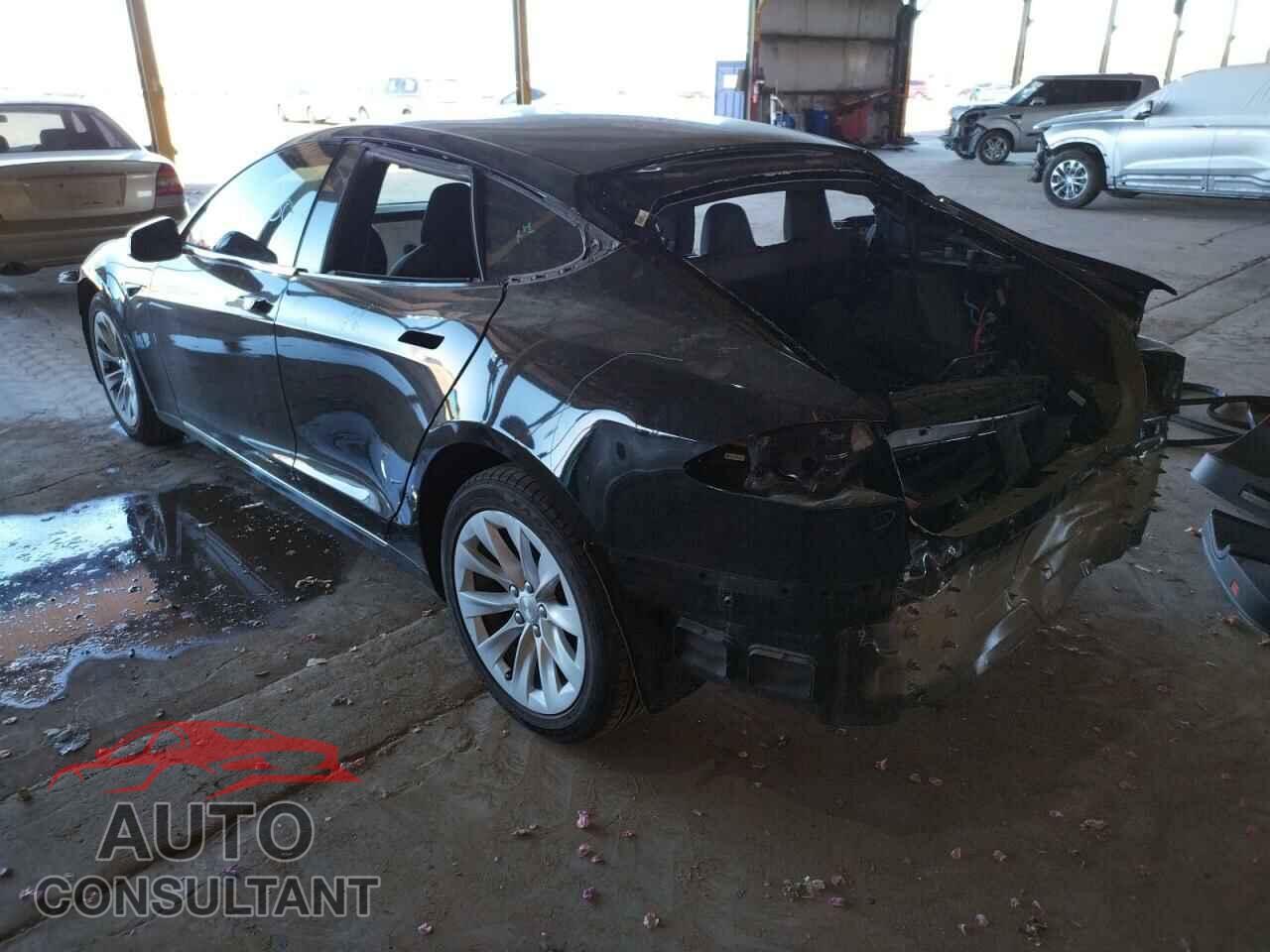 TESLA MODEL S 2018 - 5YJSA1E25JF280961