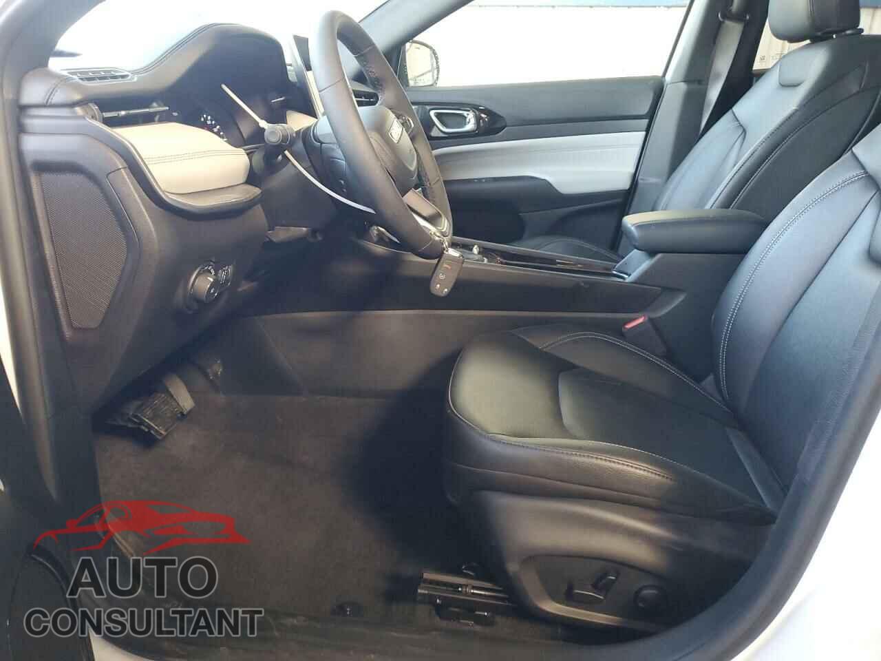 JEEP COMPASS 2025 - 3C4NJDCN2ST510020
