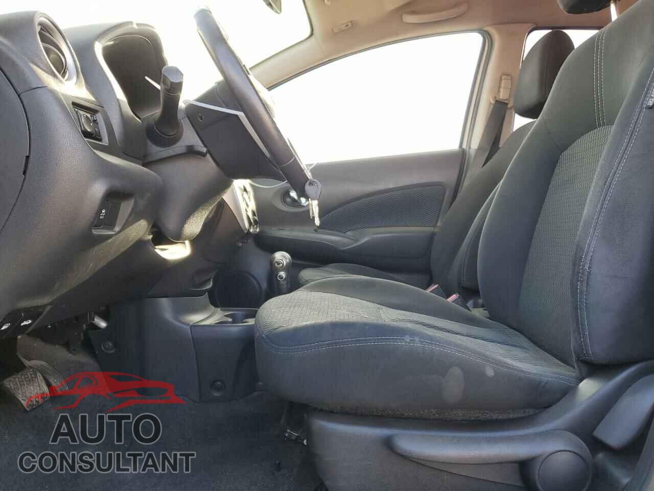 NISSAN VERSA 2015 - 3N1CE2CP7FL436944