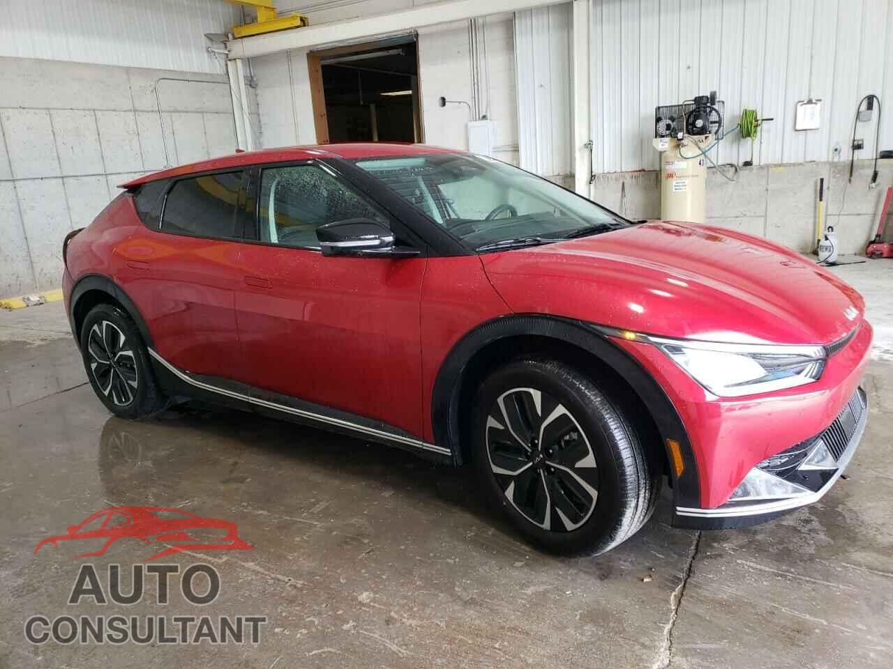 KIA EV6 LIGHT 2023 - KNDC34LA1P5612267