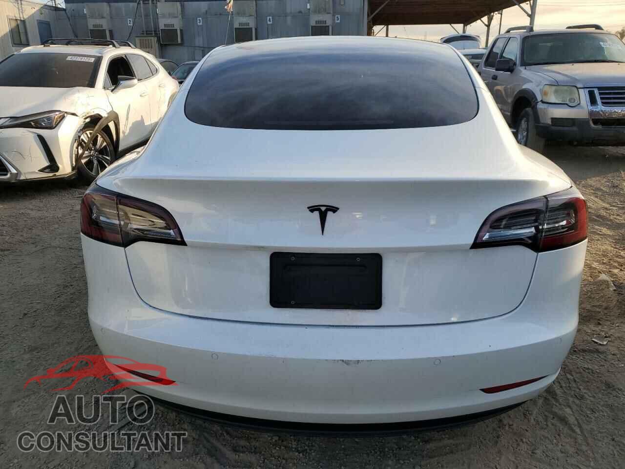 TESLA MODEL 3 2022 - 5YJ3E1EB7NF274626