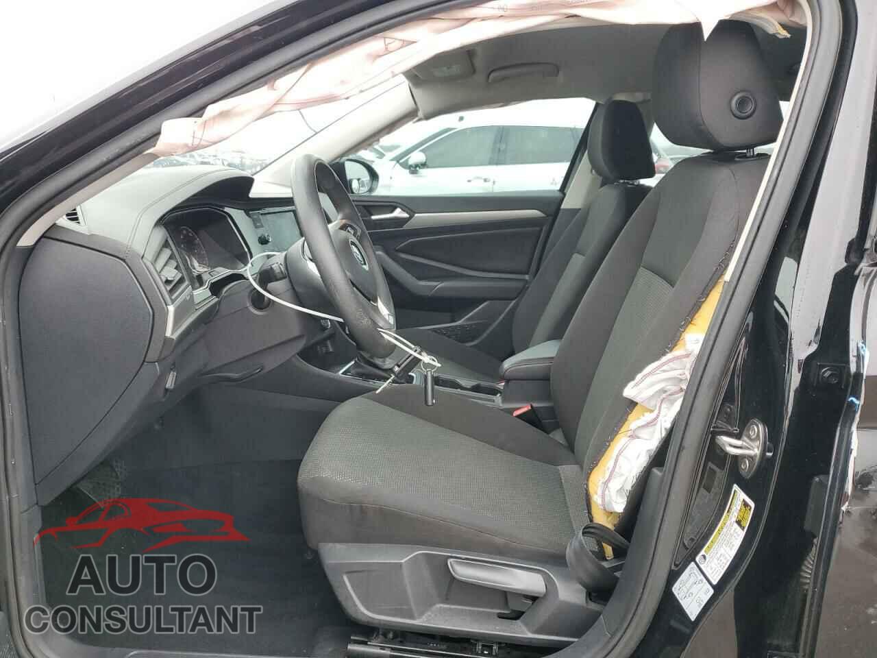 VOLKSWAGEN JETTA 2019 - 3VWC57BU8KM028584