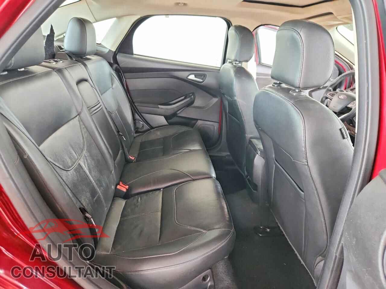 FORD FOCUS 2015 - 1FADP3F29FL341336
