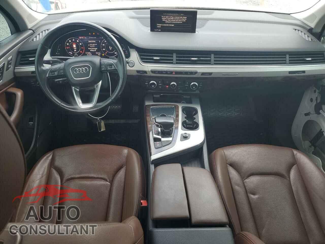 AUDI Q7 2018 - WA1LHAF78JD021764