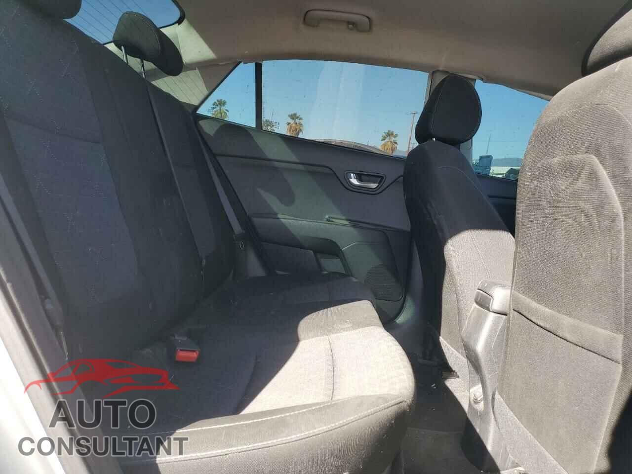 KIA RIO 2019 - 3KPA24AB5KE216314