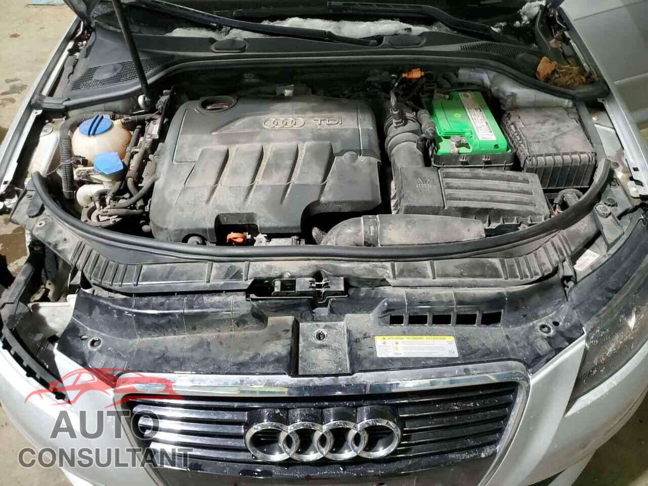 AUDI A3 2013 - WAUKJAFM6DA027044