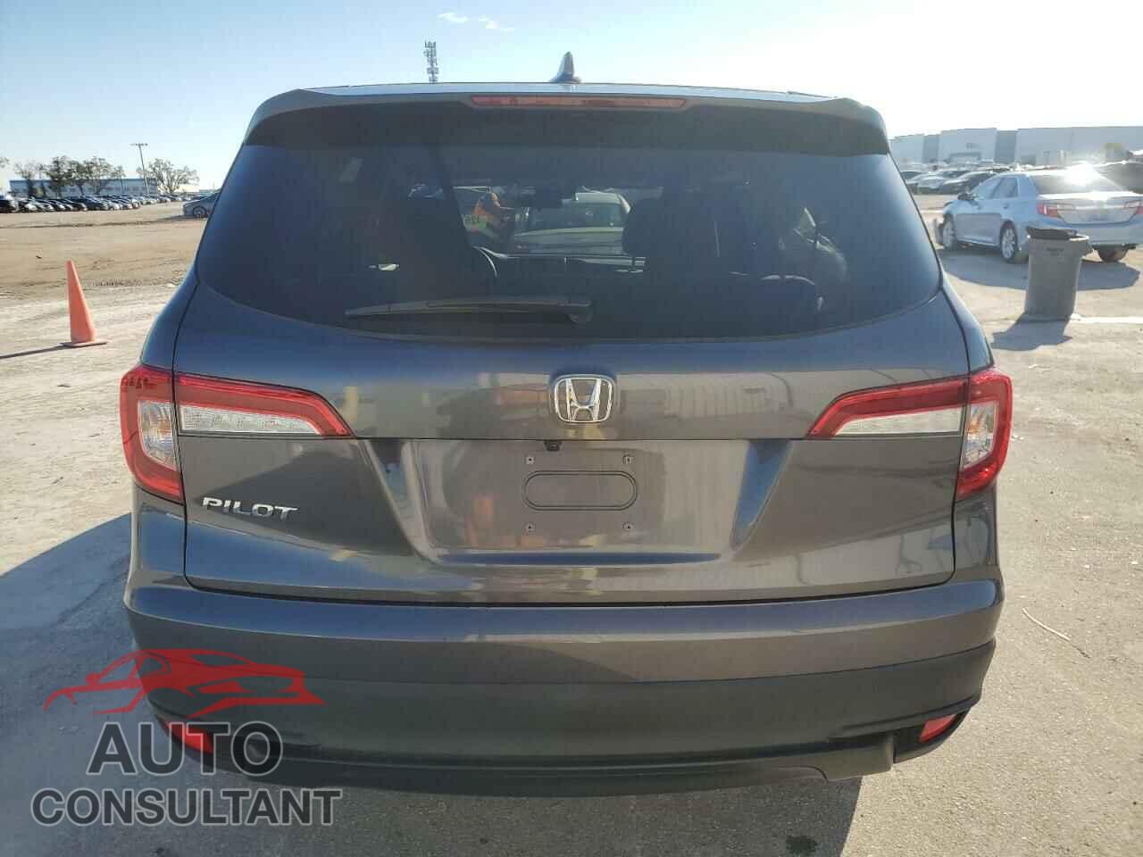 HONDA PILOT 2019 - 5FNYF5H11KB019608