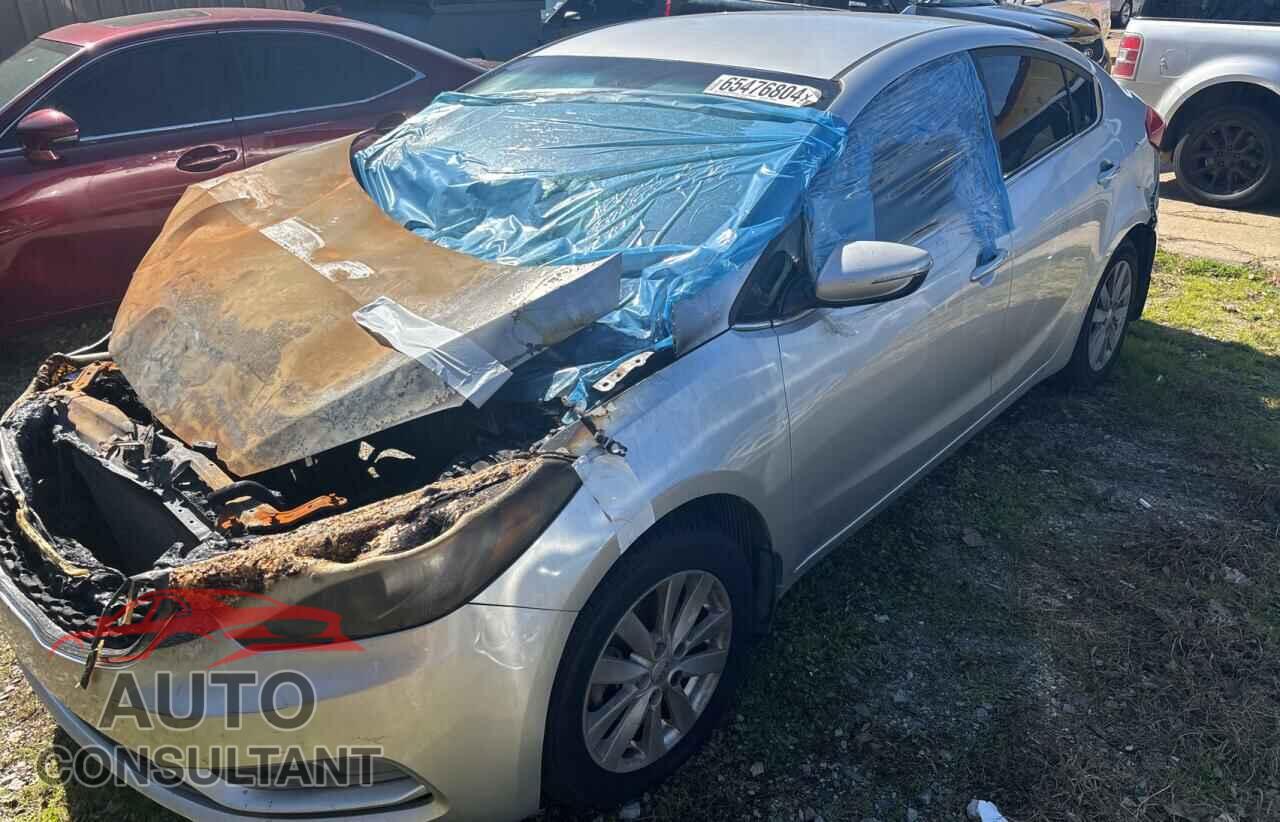 KIA FORTE 2015 - KNAFX4A87F5308325