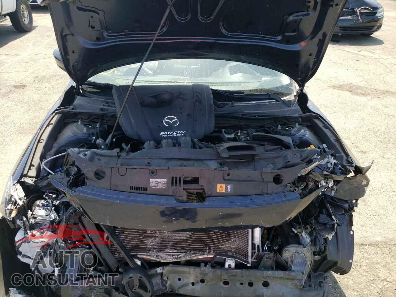 MAZDA 3 2017 - 3MZBN1U79HM102409