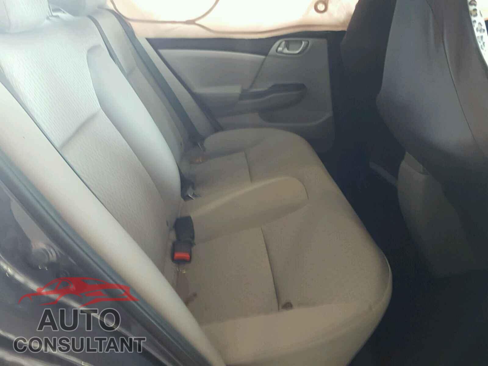 HONDA CIVIC LX 2015 - 19XFB2F50FE121470