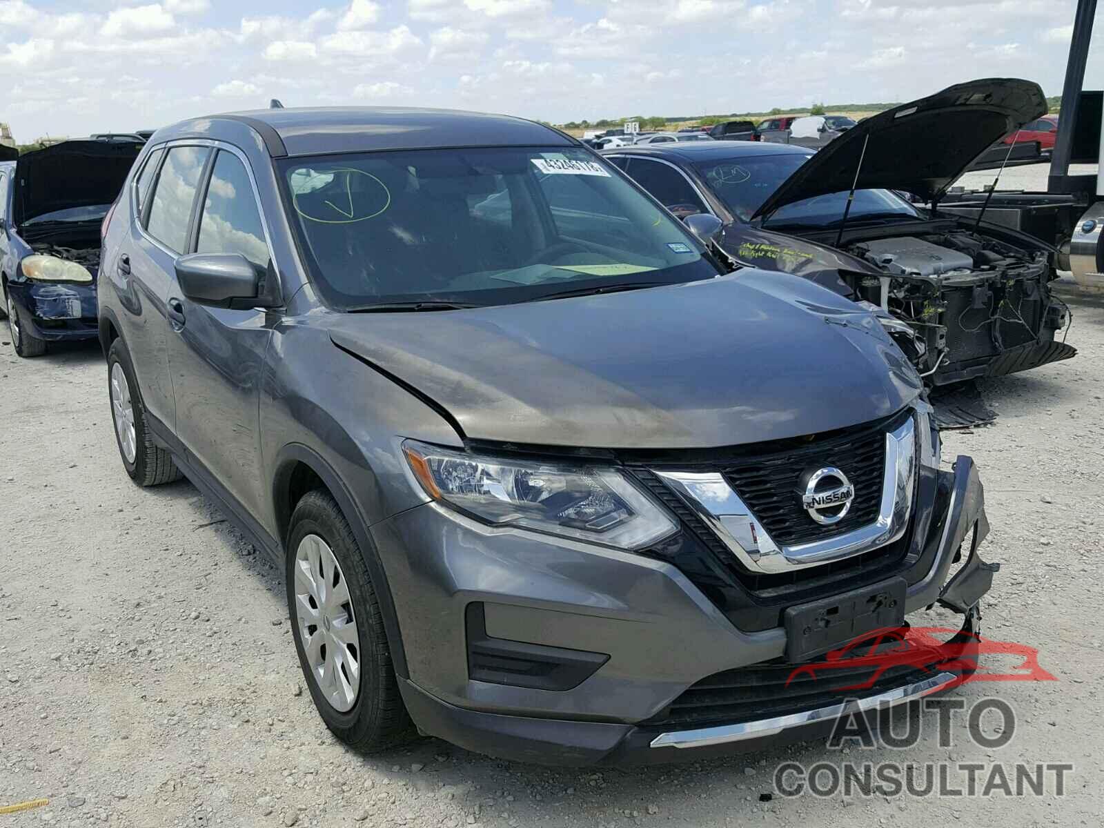 NISSAN ROGUE S 2017 - KNMAT2MT7HP569281