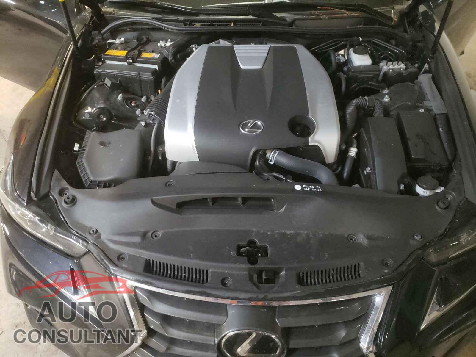 LEXUS IS 2017 - JTHCM1D20H5016585