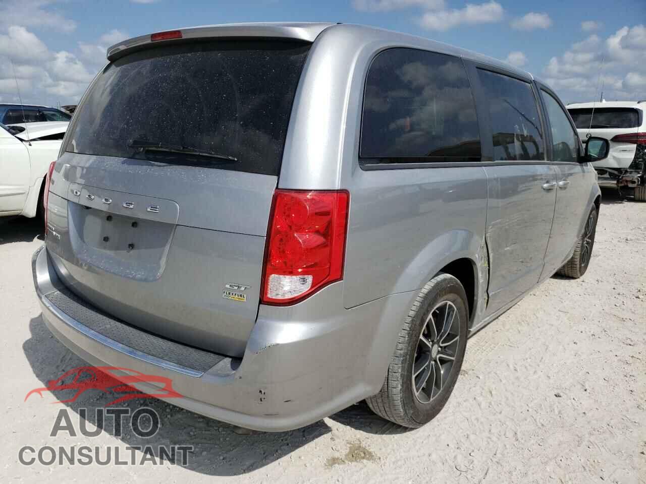 DODGE GRAND CARA 2019 - 2C4RDGEG5KR640563