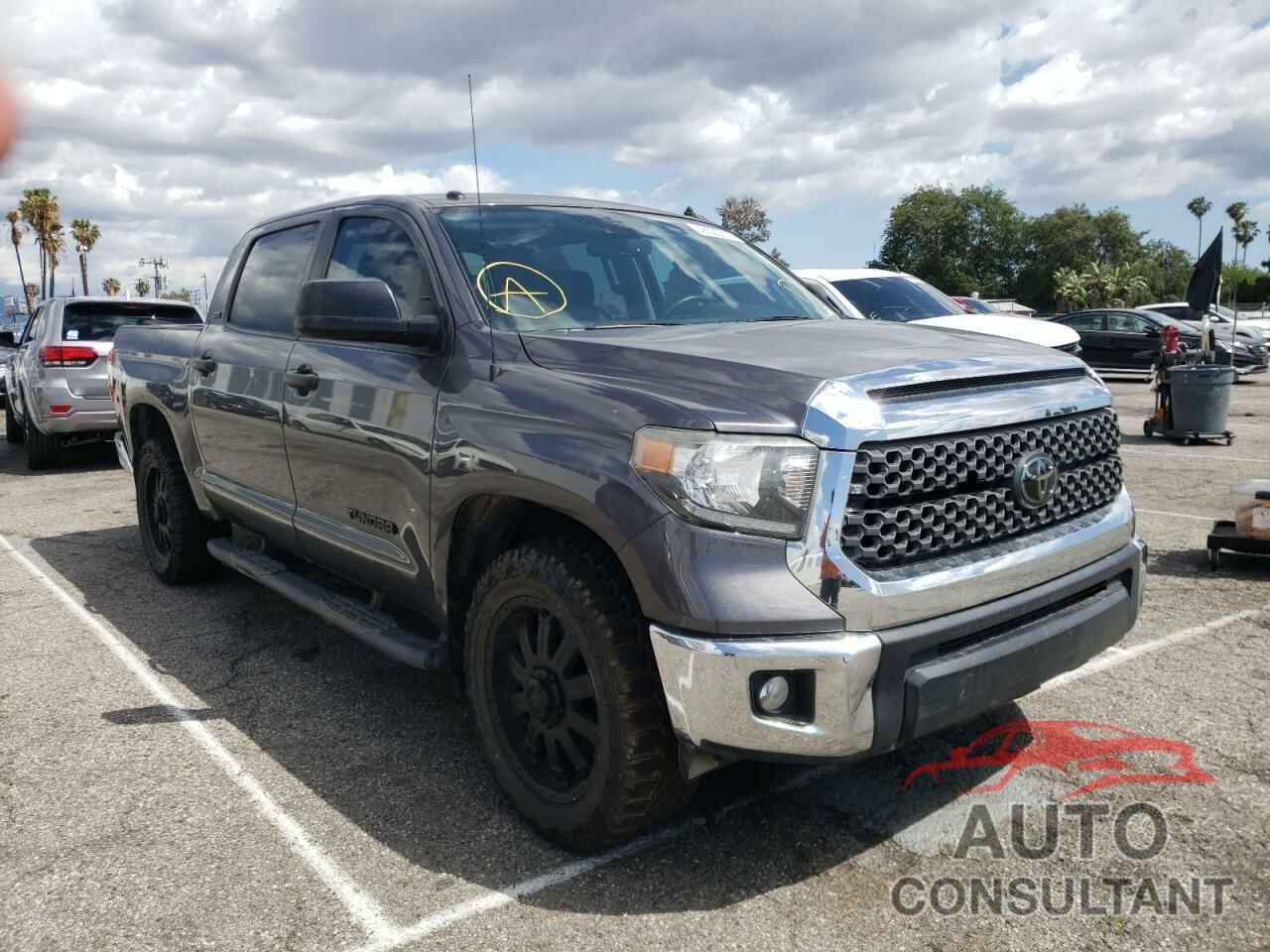 TOYOTA TUNDRA 2018 - 5TFEM5F17JX133399