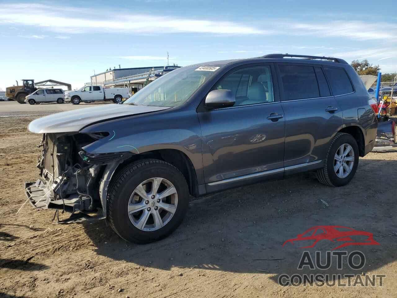 TOYOTA HIGHLANDER 2013 - 5TDBK3EH7DS251328