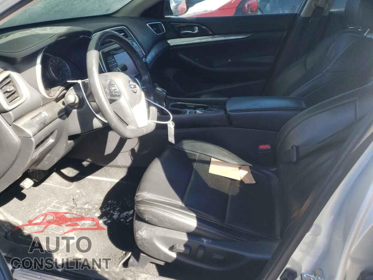 NISSAN MAXIMA 2019 - 1N4AA6AV4KC361253