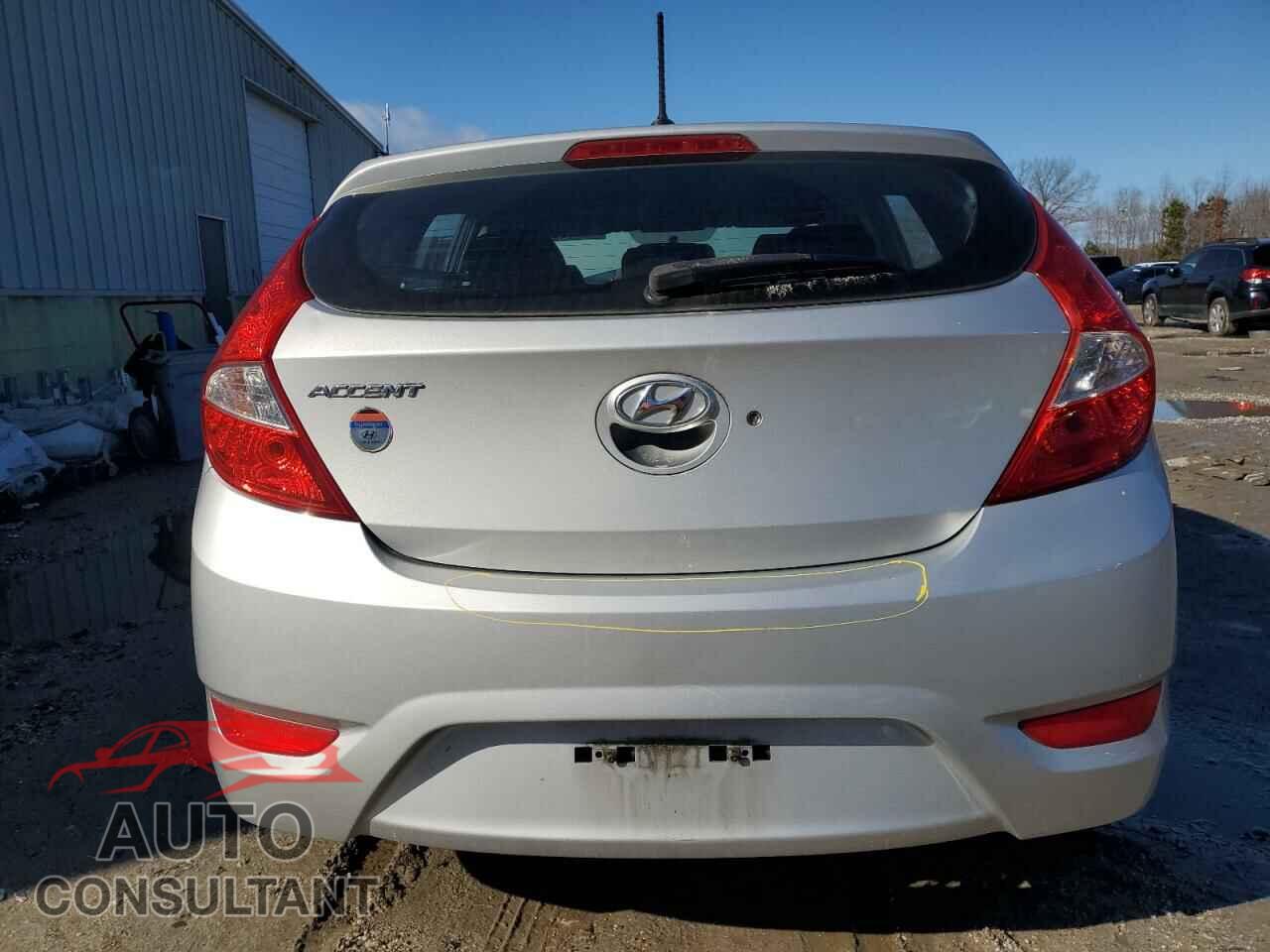 HYUNDAI ACCENT 2015 - KMHCT5AE1FU232485