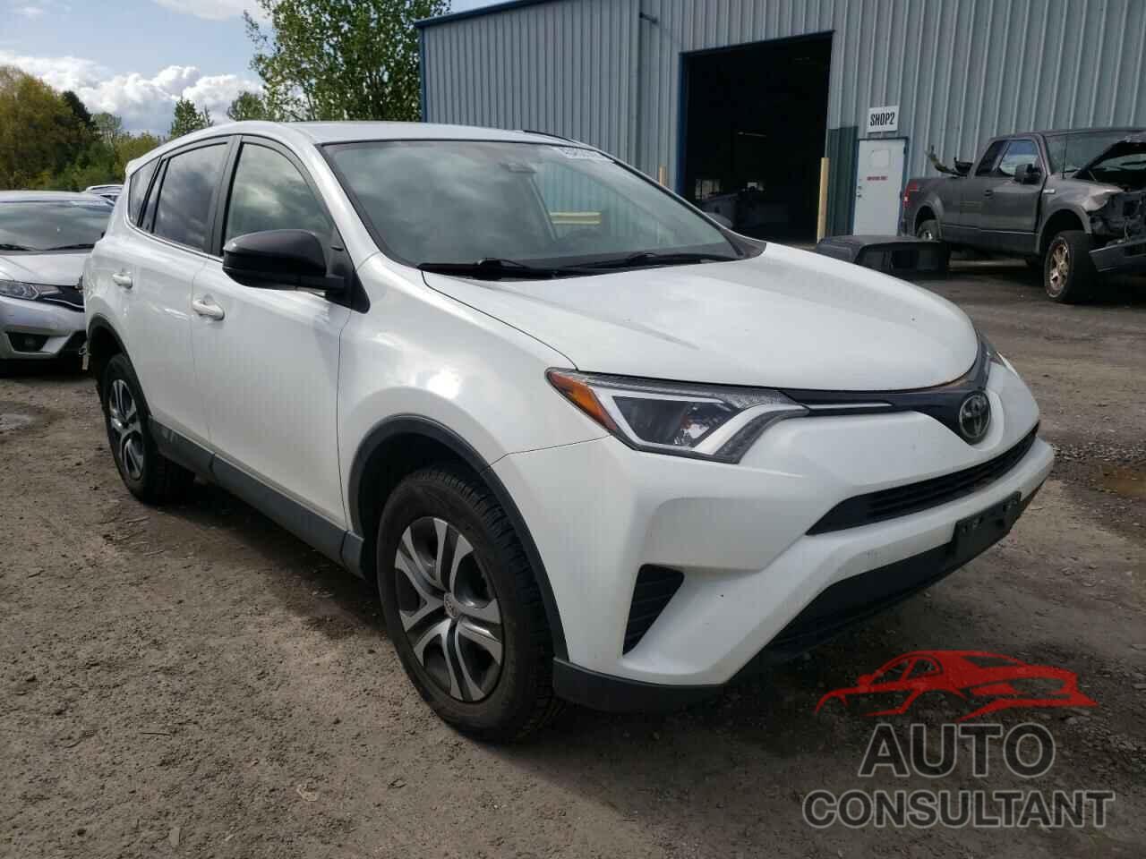 TOYOTA RAV4 2017 - JTMBFREV1HD219764