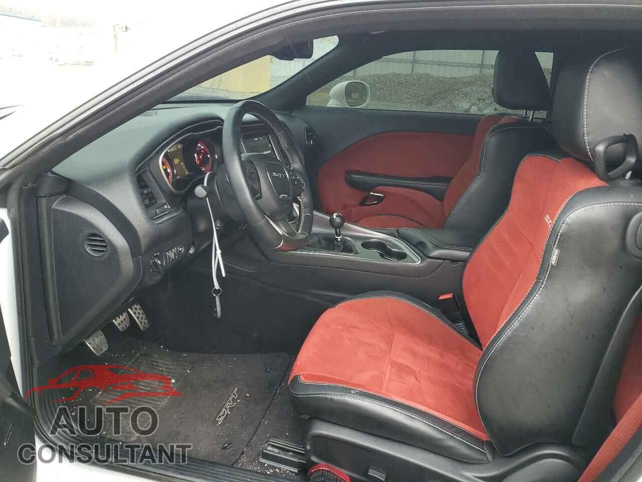 DODGE CHALLENGER 2017 - 2C3CDZC94HH500657
