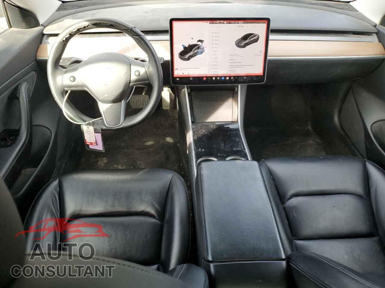 TESLA MODEL 3 2020 - 5YJ3E1EA8LF611566