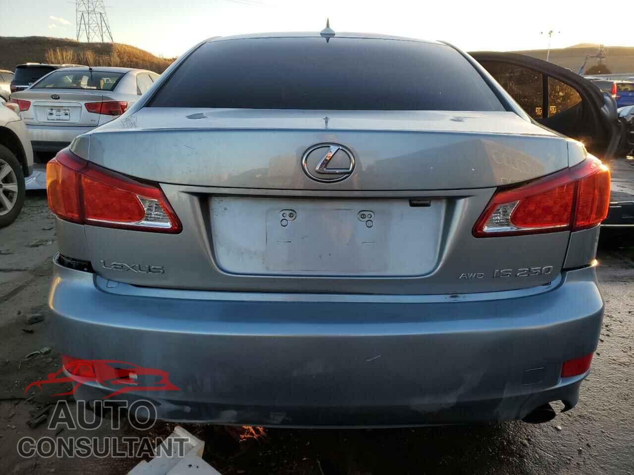 LEXUS IS 2010 - JTHCF5C26A5040138
