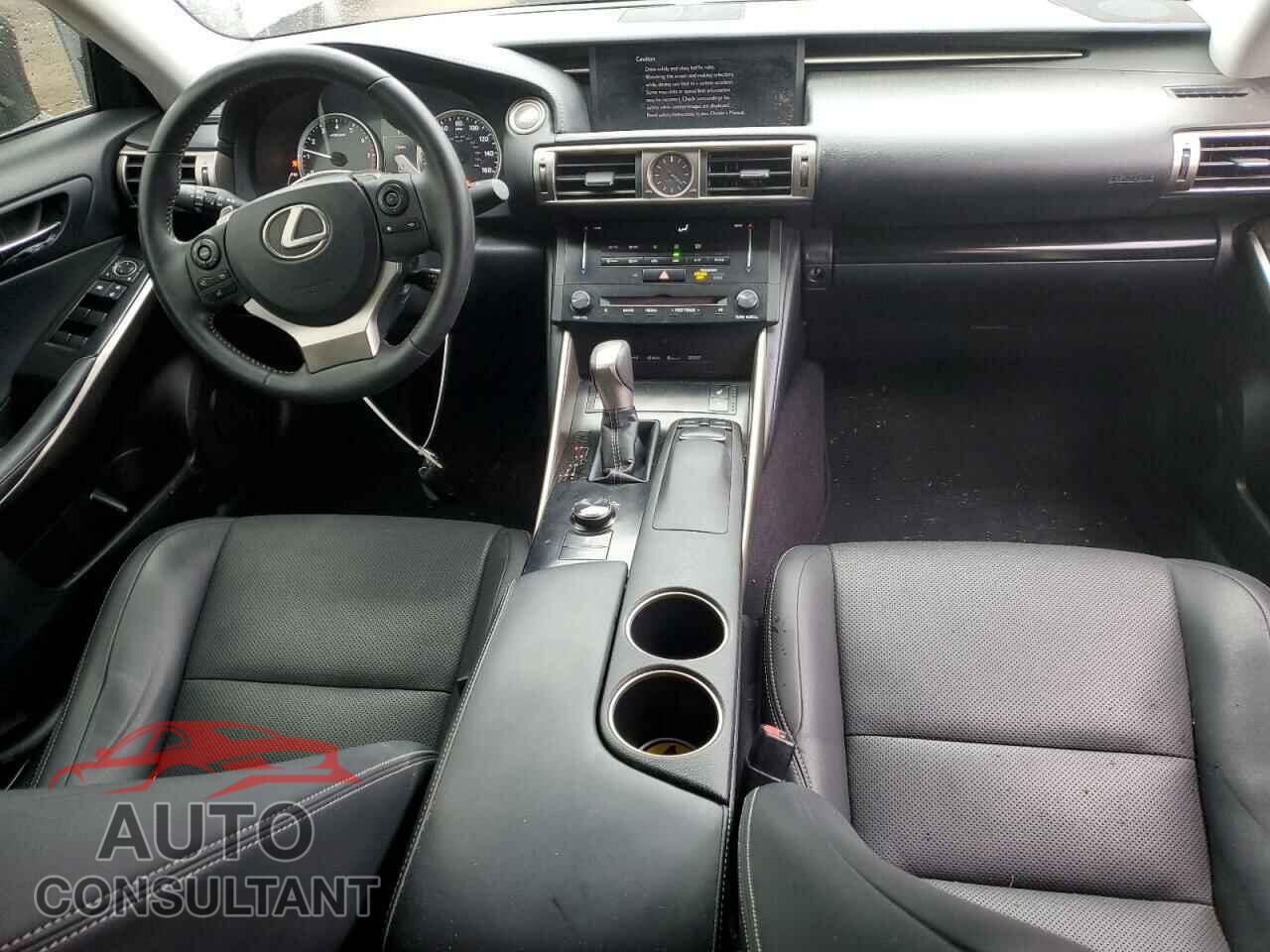 LEXUS IS 2014 - JTHBE1D29E5001040