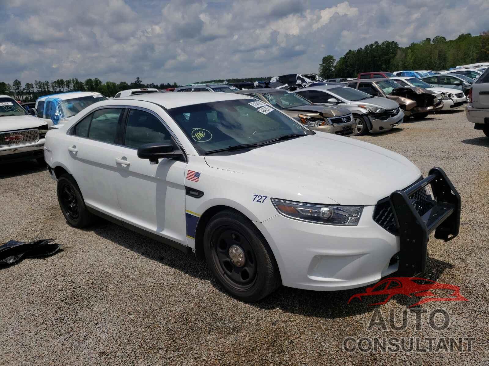 FORD TAURUS 2019 - 1FAHP2MT2KG103516