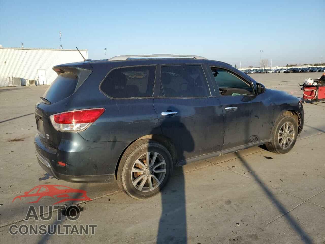 NISSAN PATHFINDER 2013 - 5N1AR2MM0DC677570