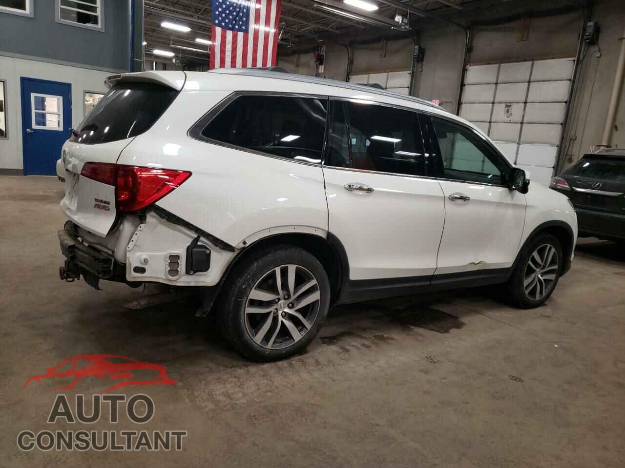 HONDA PILOT 2017 - 5FNYF6H90HB004408