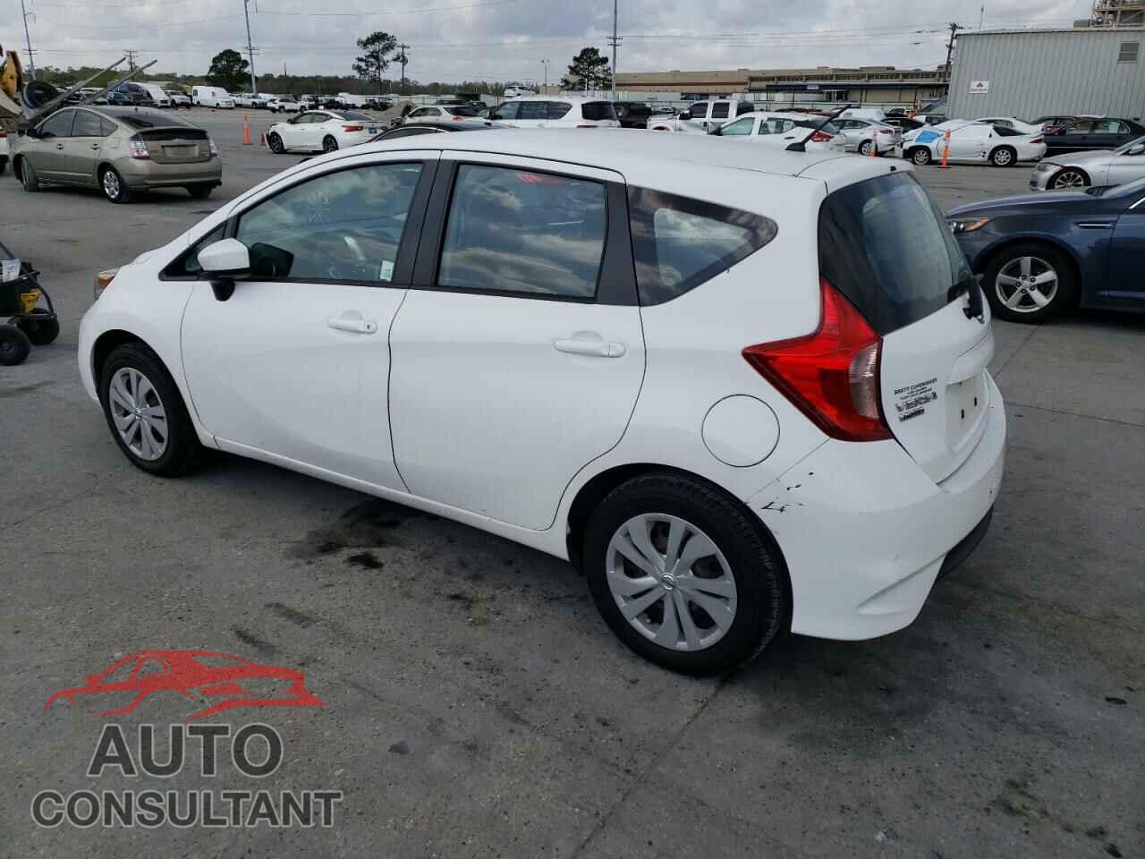 NISSAN VERSA 2018 - 3N1CE2CP5JL369673