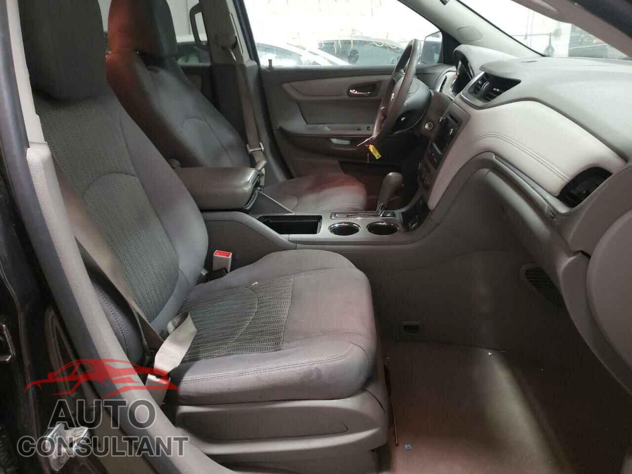 CHEVROLET TRAVERSE 2017 - 1GNKRFED0HJ174130