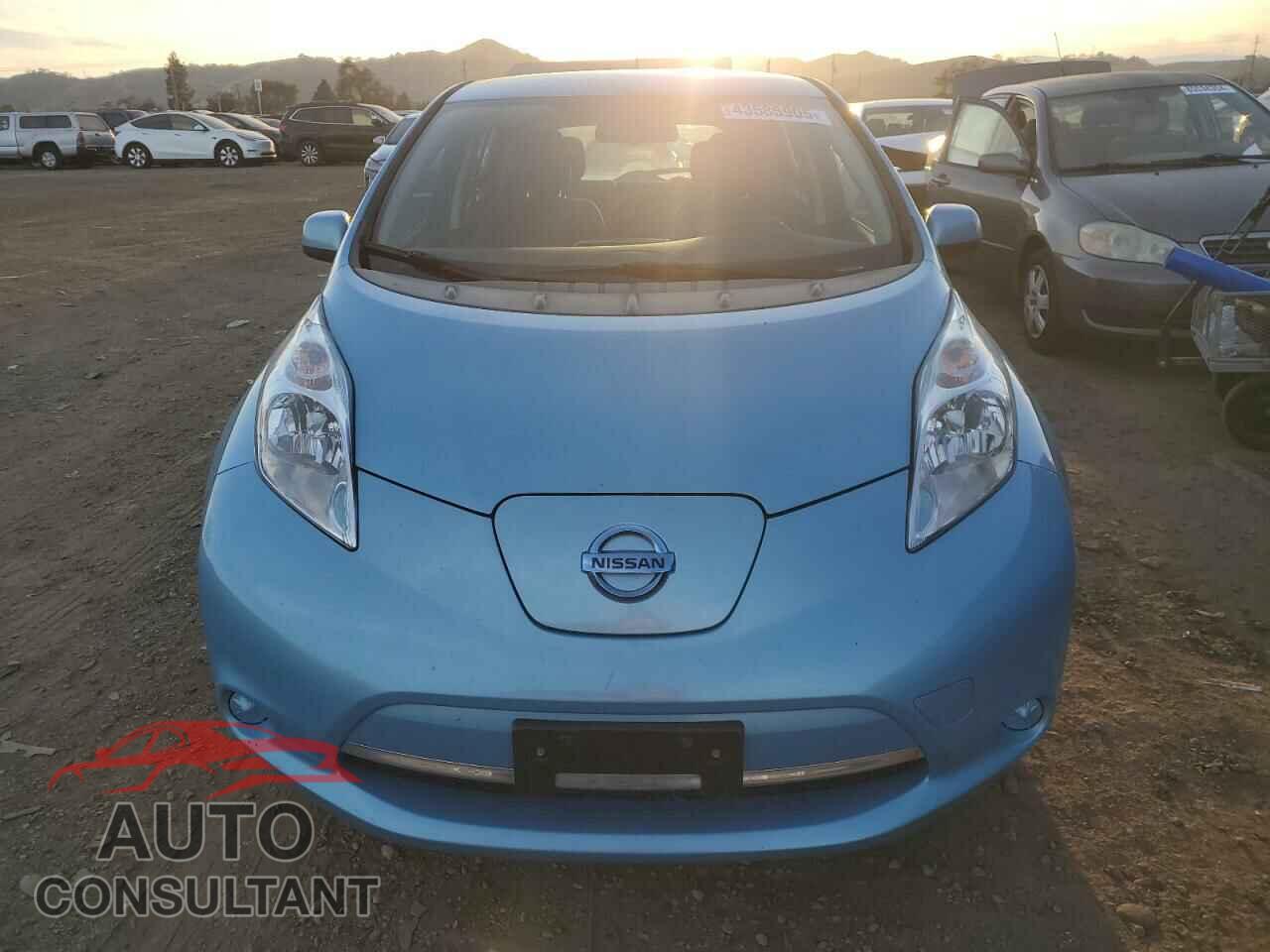 NISSAN LEAF 2015 - 1N4AZ0CP0FC312965