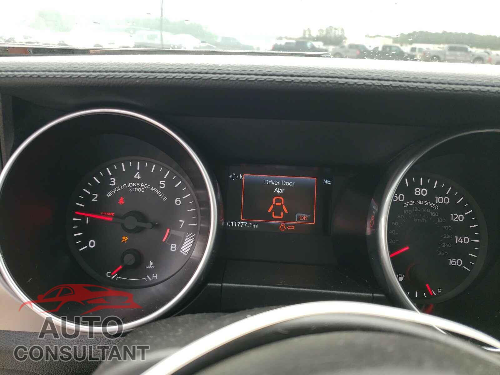 FORD MUSTANG 2019 - 1FA6P8CF8K5174950
