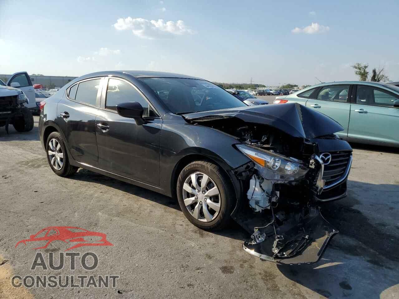 MAZDA 3 2018 - 3MZBN1U79JM165211
