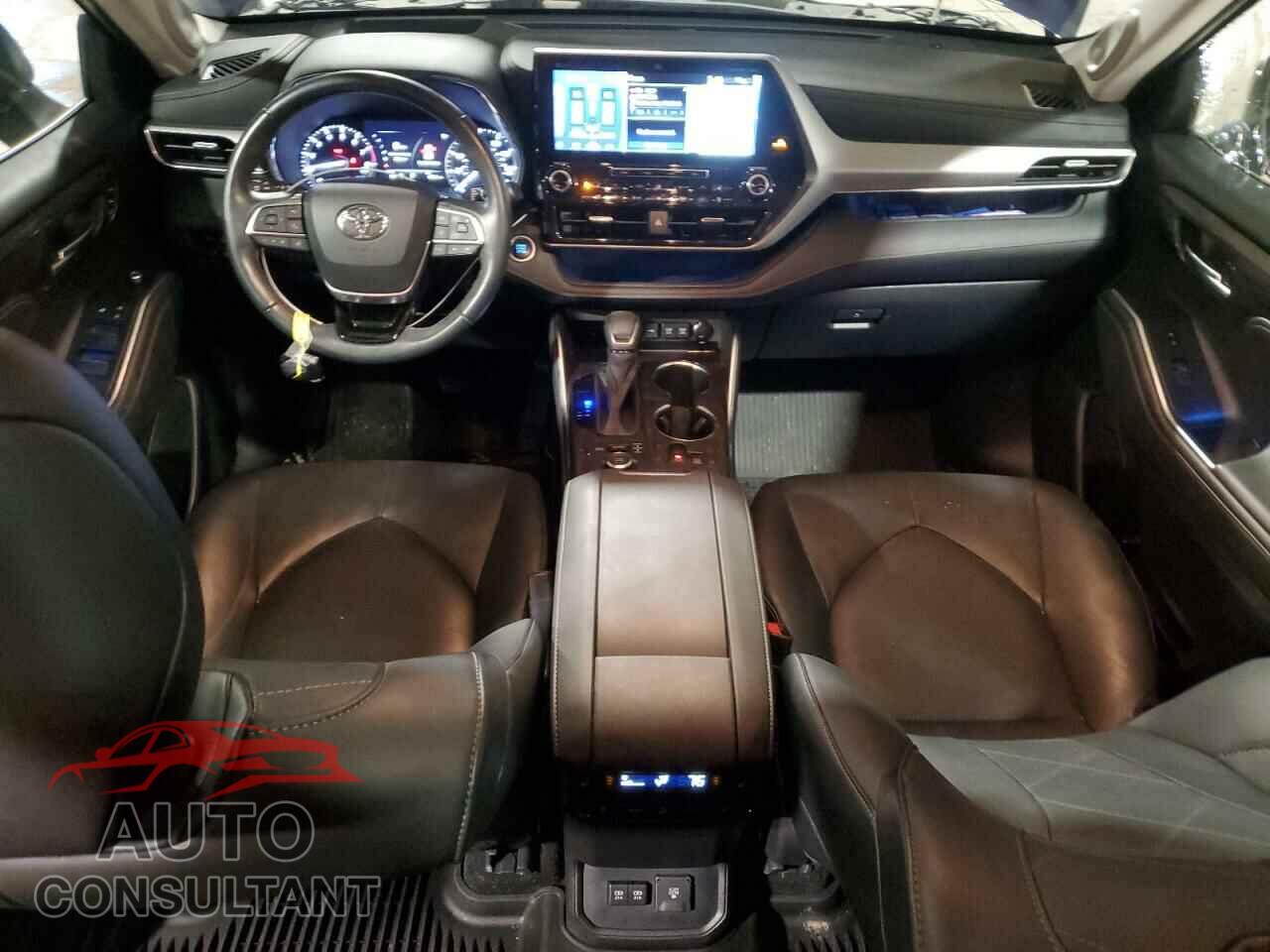 TOYOTA HIGHLANDER 2020 - 5TDFZRBH3LS048889