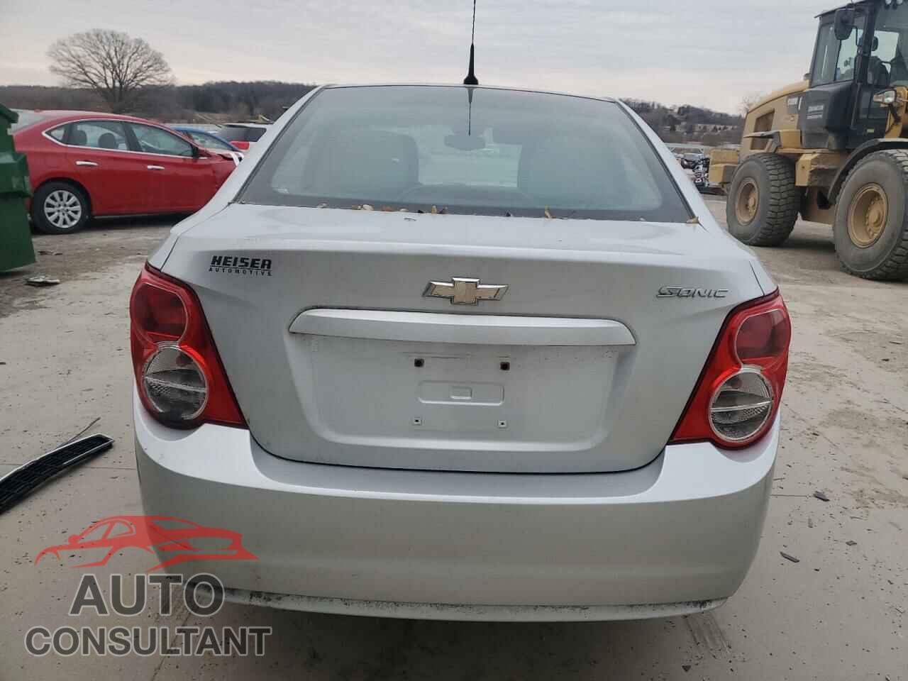 CHEVROLET SONIC 2012 - 1G1JA5SH6C4157233