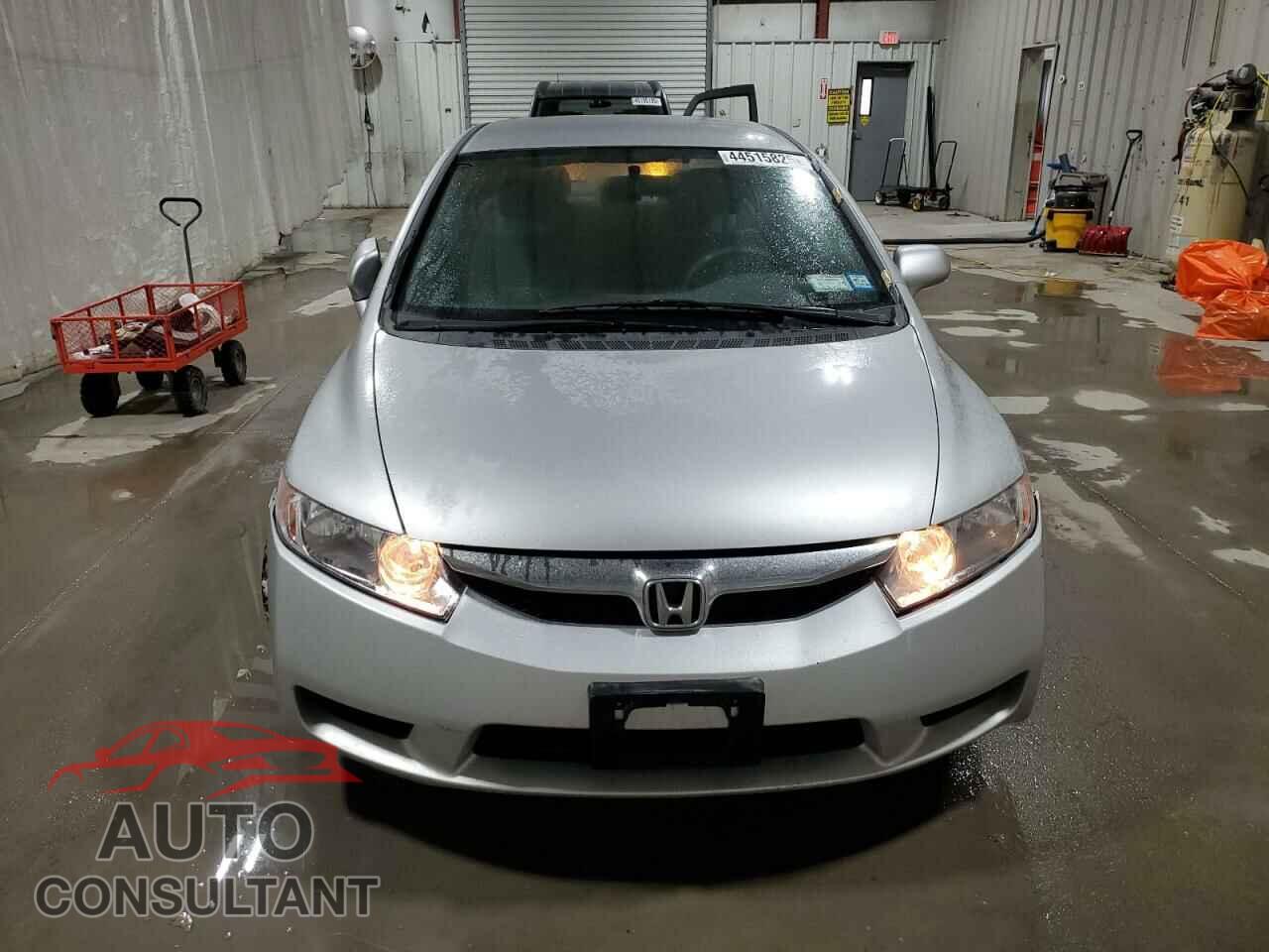 HONDA CIVIC 2011 - 2HGFA1F58BH304015