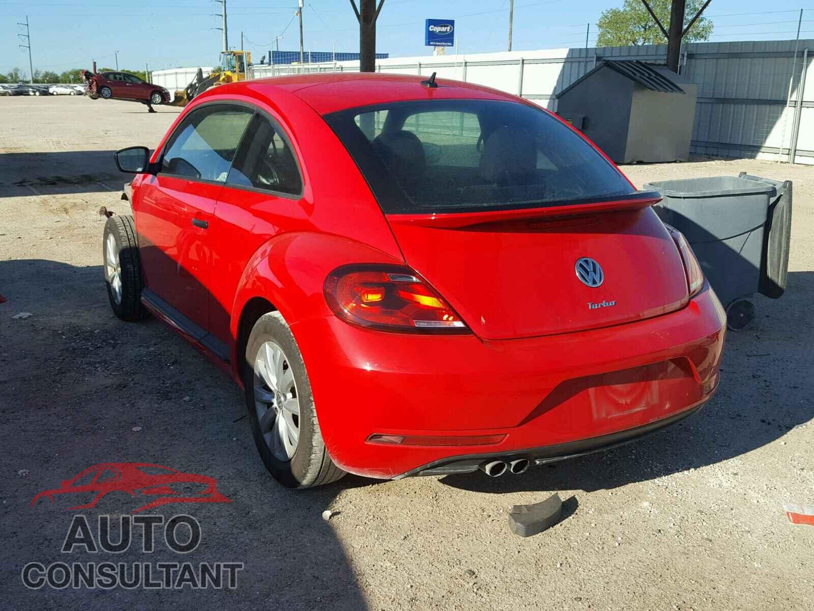 VOLKSWAGEN BEETLE 2017 - 3VWF17AT4HM614032