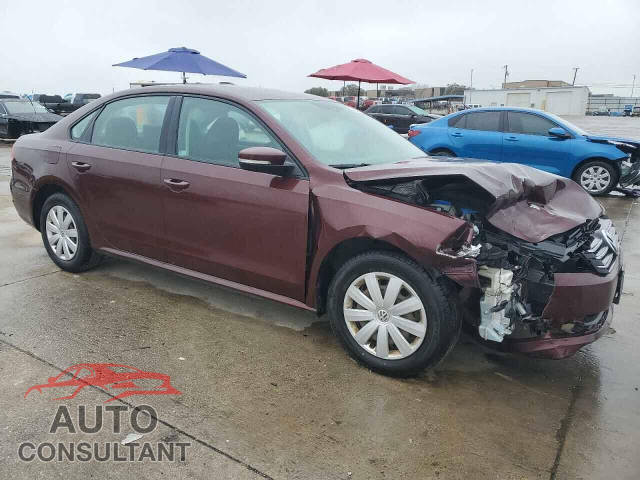 VOLKSWAGEN PASSAT 2013 - 1VWAP7A30DC125986