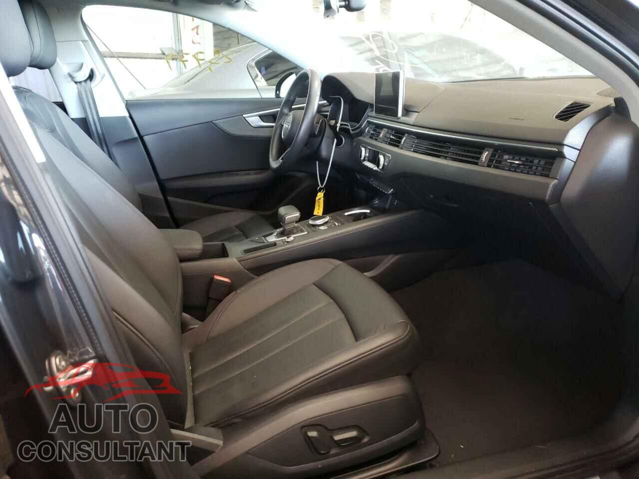 AUDI A4 2018 - WAUKMAF43JN017308