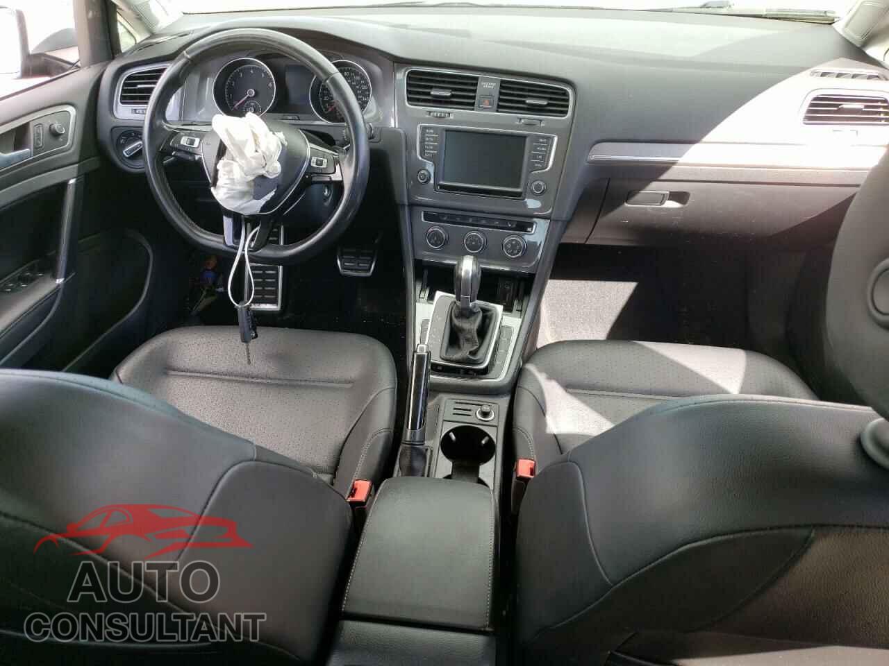 VOLKSWAGEN GOLF 2017 - 3VWH17AU4HM524333