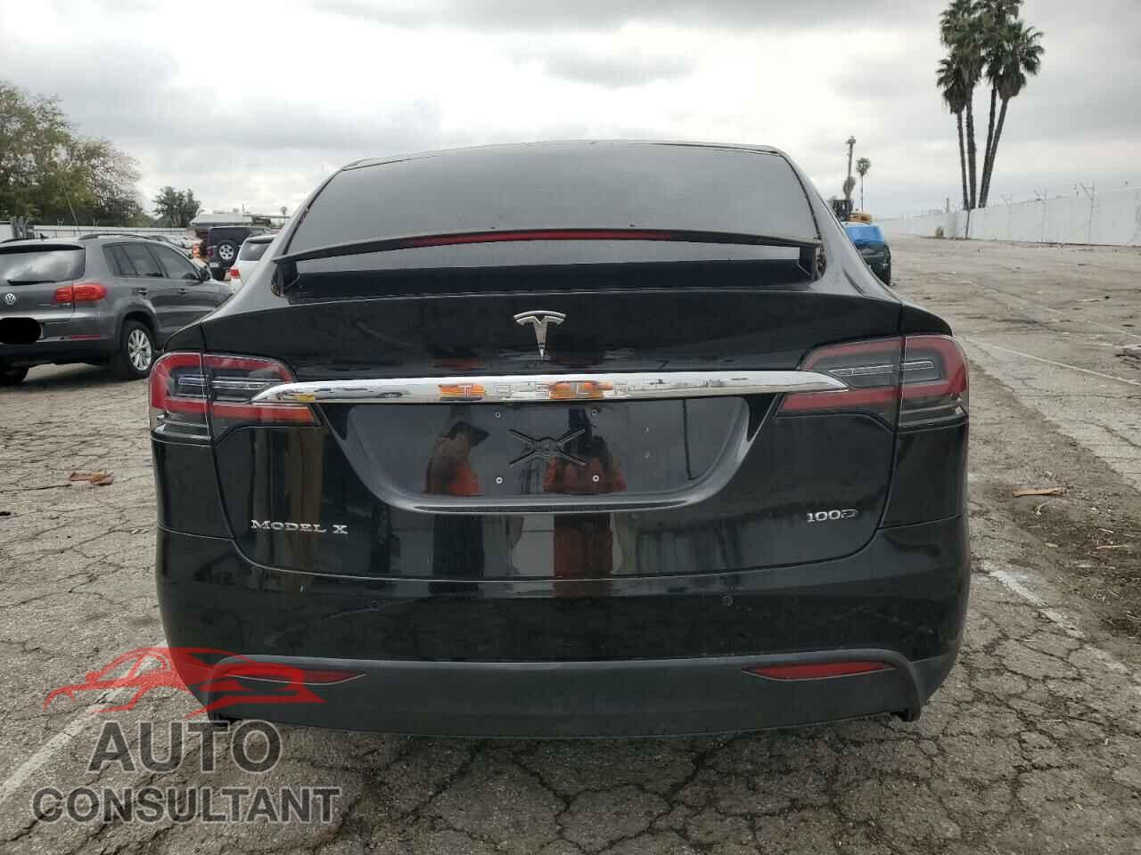 TESLA MODEL X 2017 - 5YJXCBE22HF074500