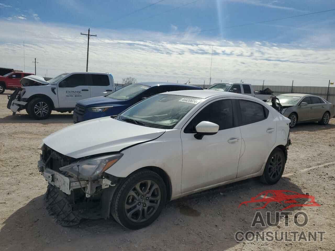 TOYOTA YARIS 2019 - 3MYDLBYVXKY521421