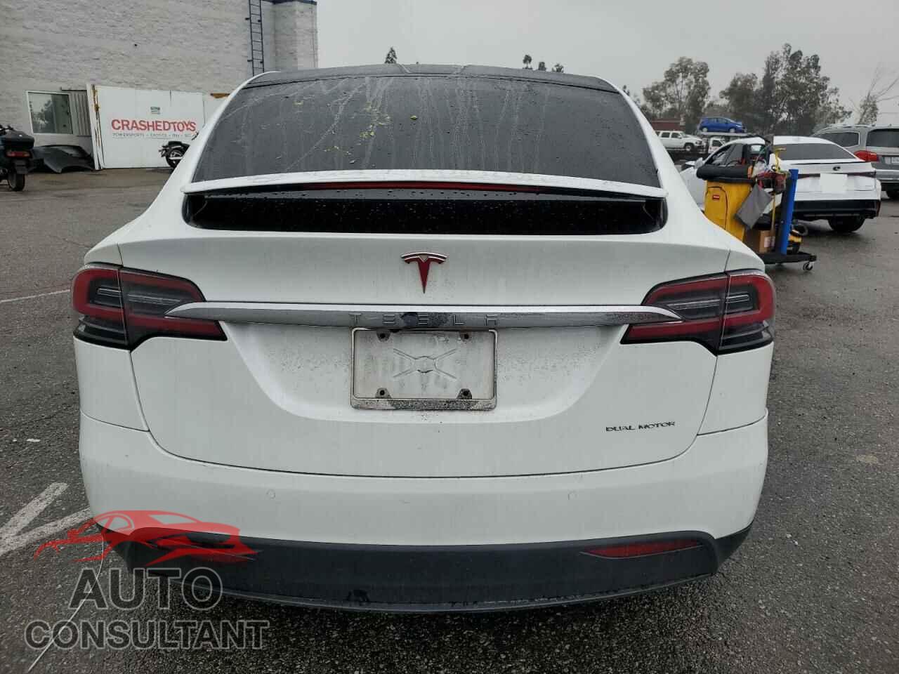 TESLA MODEL X 2020 - 5YJXCBE22LF250759