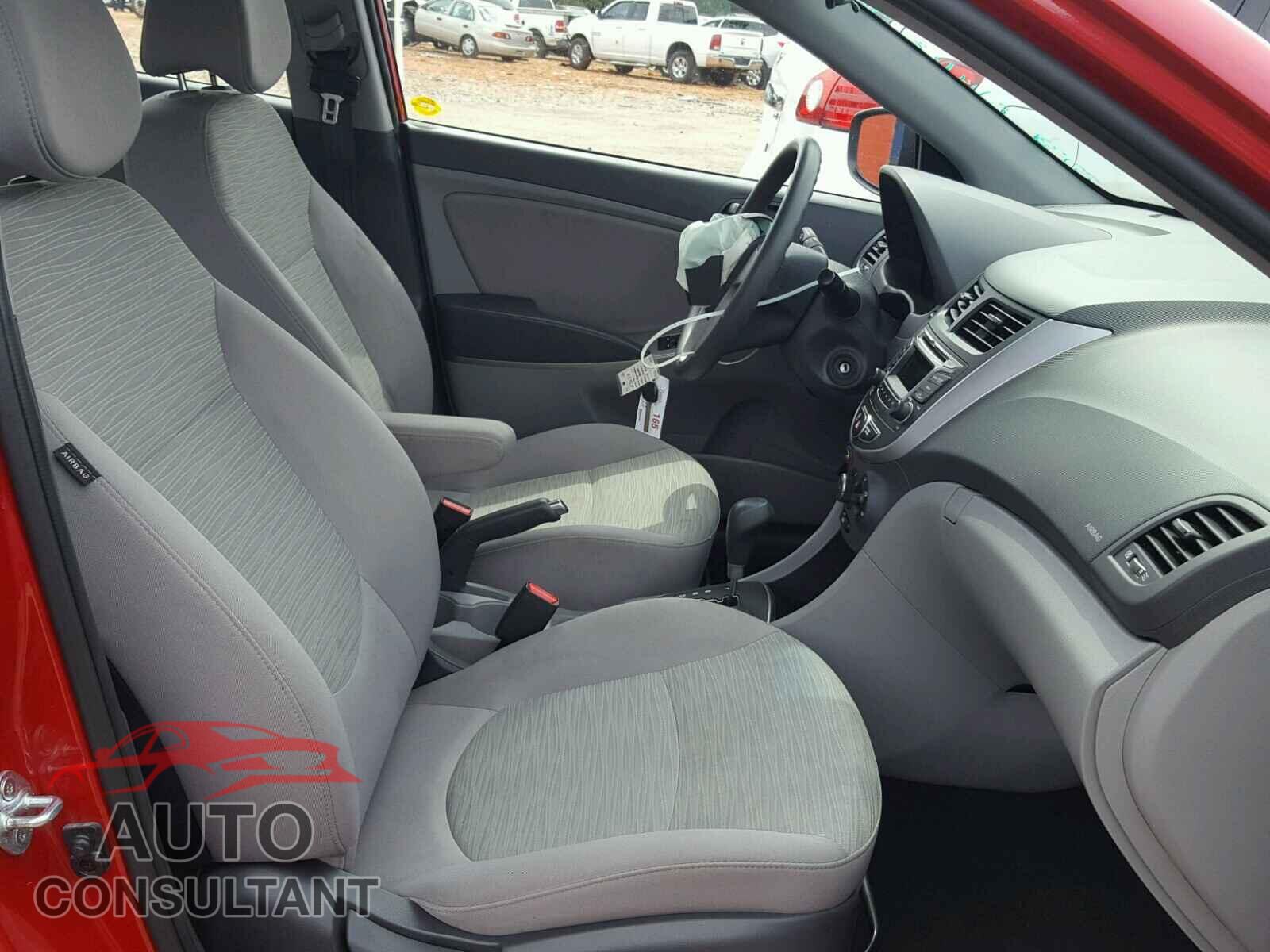 HYUNDAI ACCENT 2016 - KMHCT4AE0GU118733