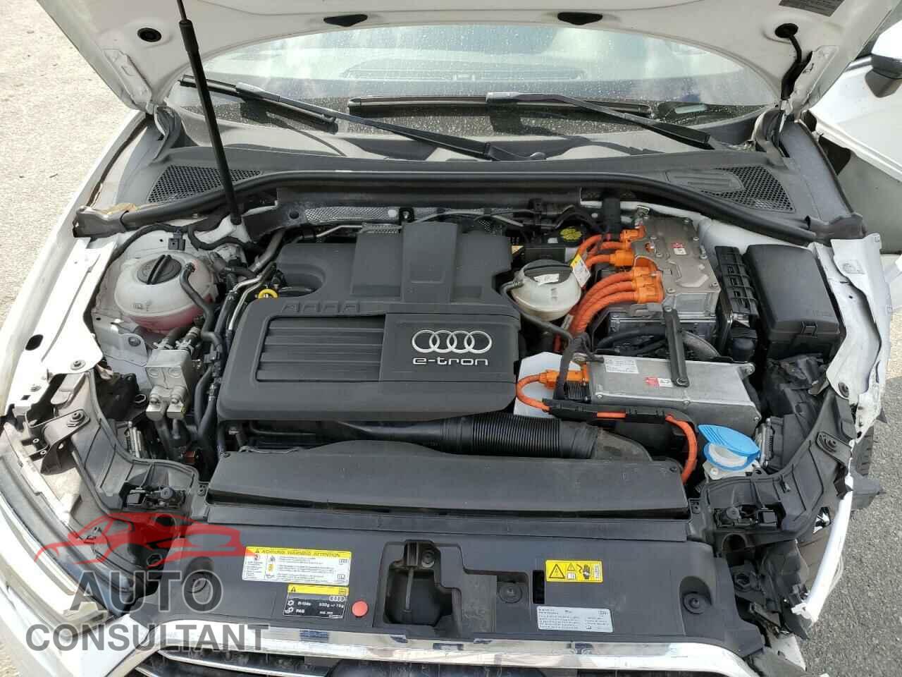 AUDI A3 2017 - WAUTPBFF0HA128824