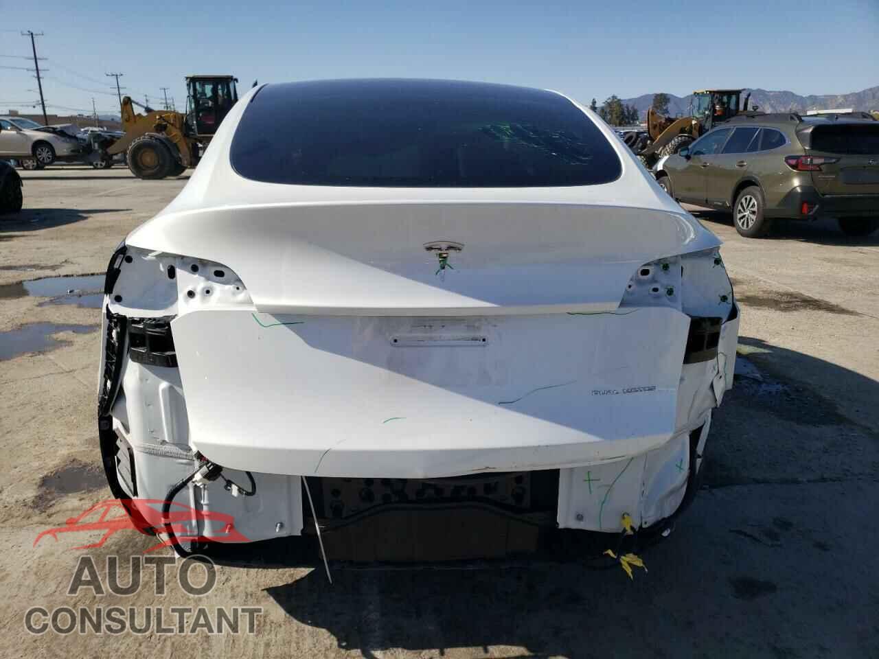 TESLA MODEL Y 2023 - 7SAYGDEE2PA035287